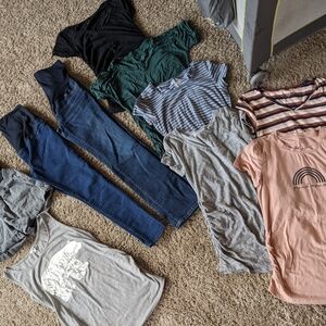 Women’s Peach Graphic Short-Sleeve Tee